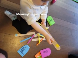 Color Sorting with Popsicle Sticks Chinese